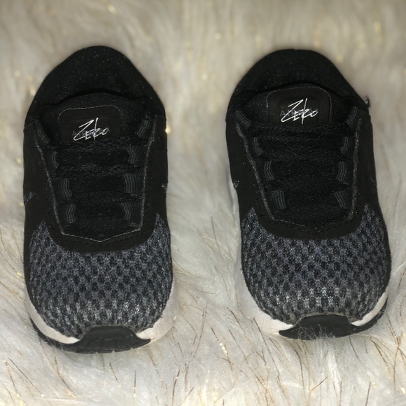 NIKE ZERO - Picture 1 of 3